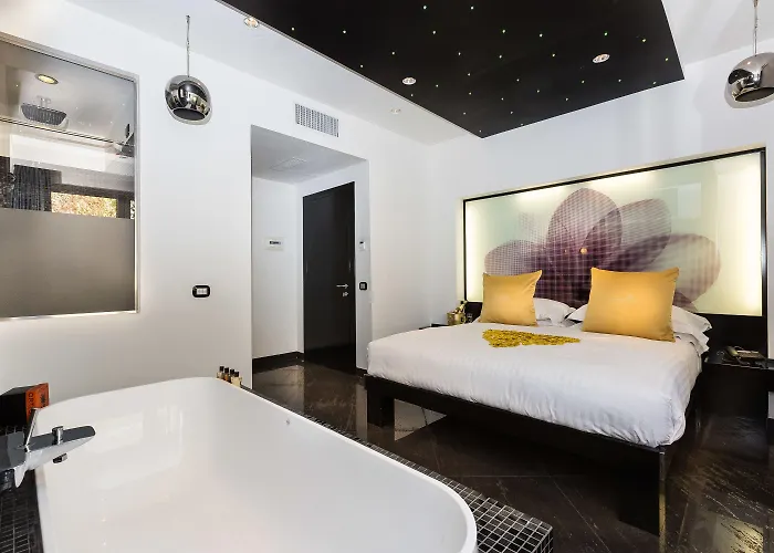 Jc Hotel 4*