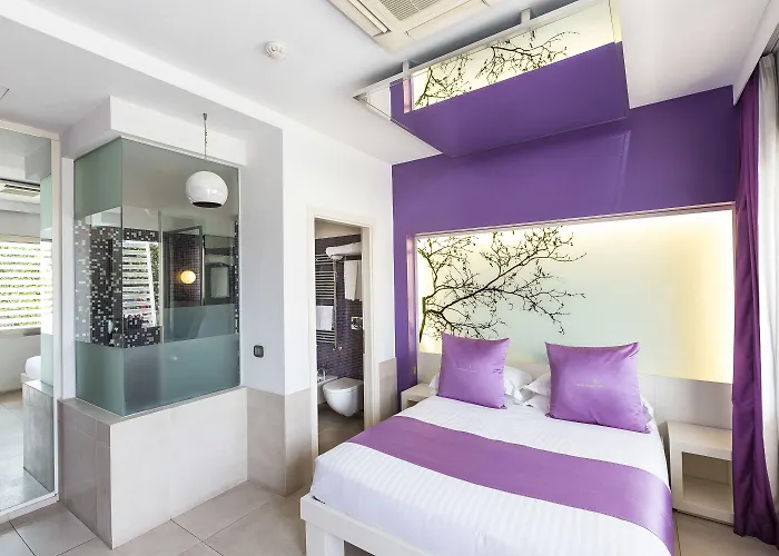 Hotel Jc Rom