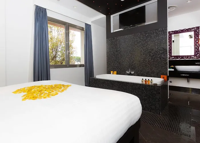 Jc Hotel